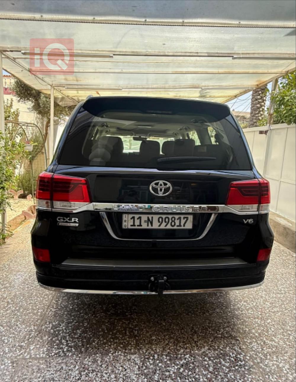 Toyota Land Cruiser